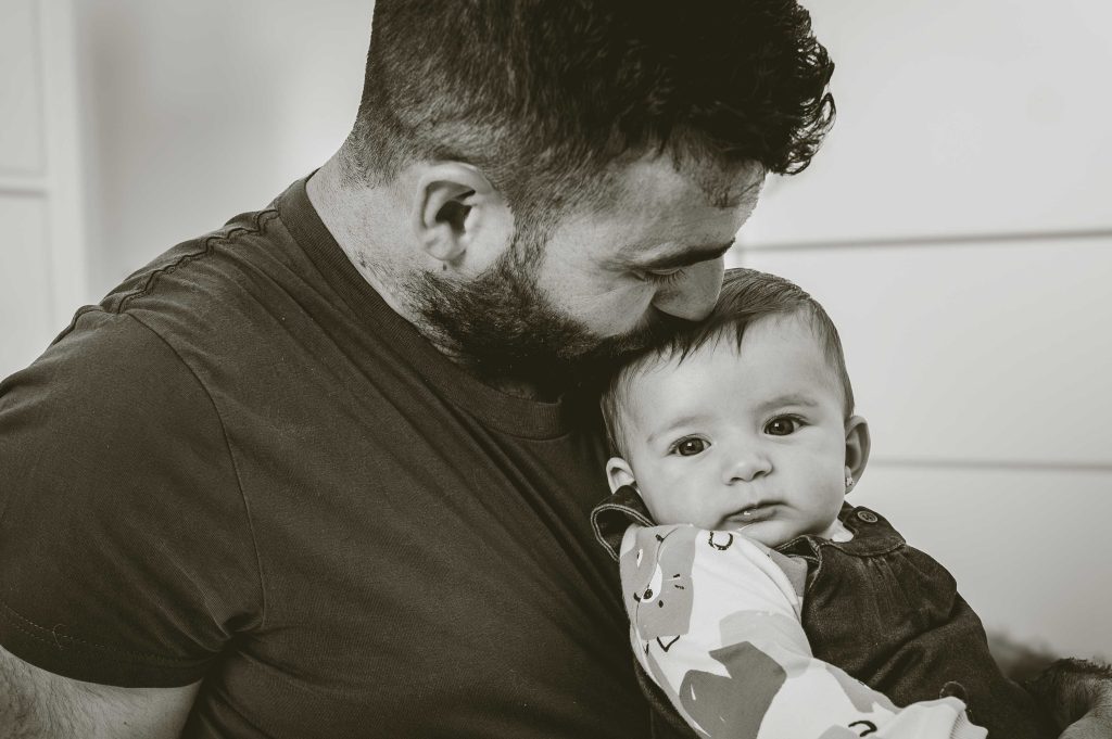 El mejor regalo para papá es tiempo juntos | Sesión de fotos Día del Padre en Valencia en Valencia